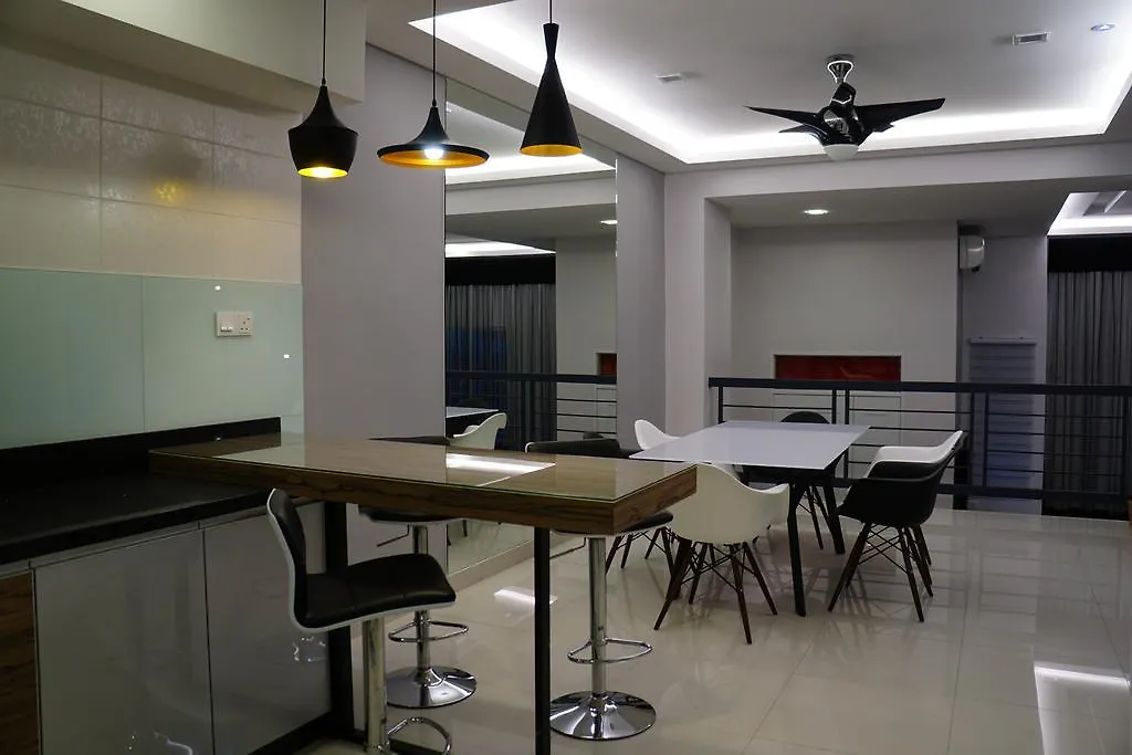 באטו פרינג'י Shamrock Boutique Villa - Stay For 12 Person